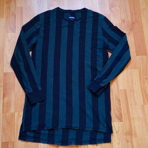 Zanrobe. Men's Medium. Long sleeve. Green / Black vertical str…